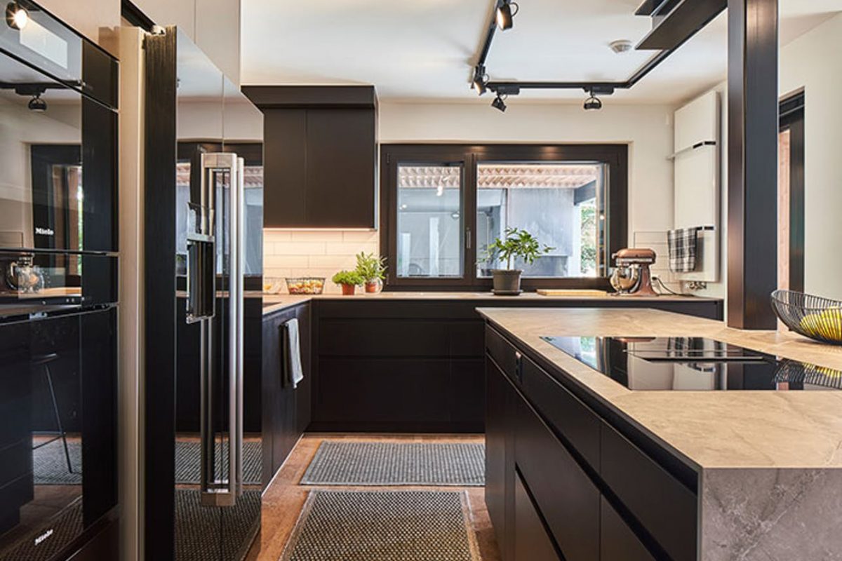 kitchen-forest-house